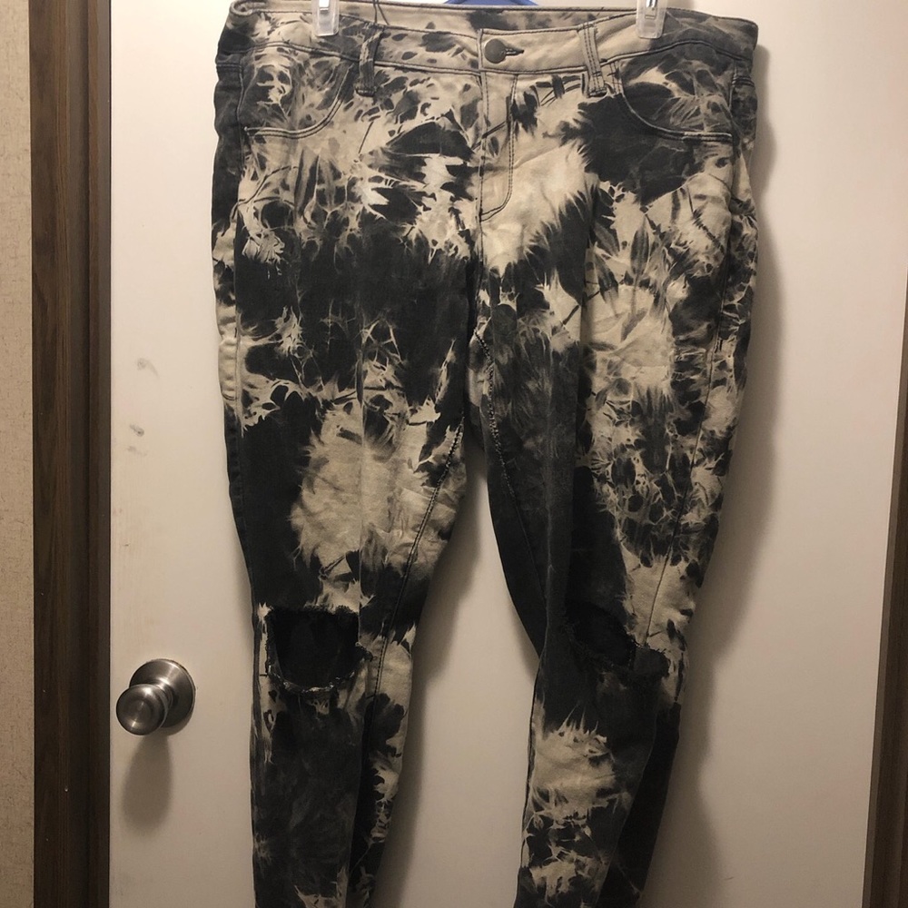 Custom Bleach Dye Skinny Jeans